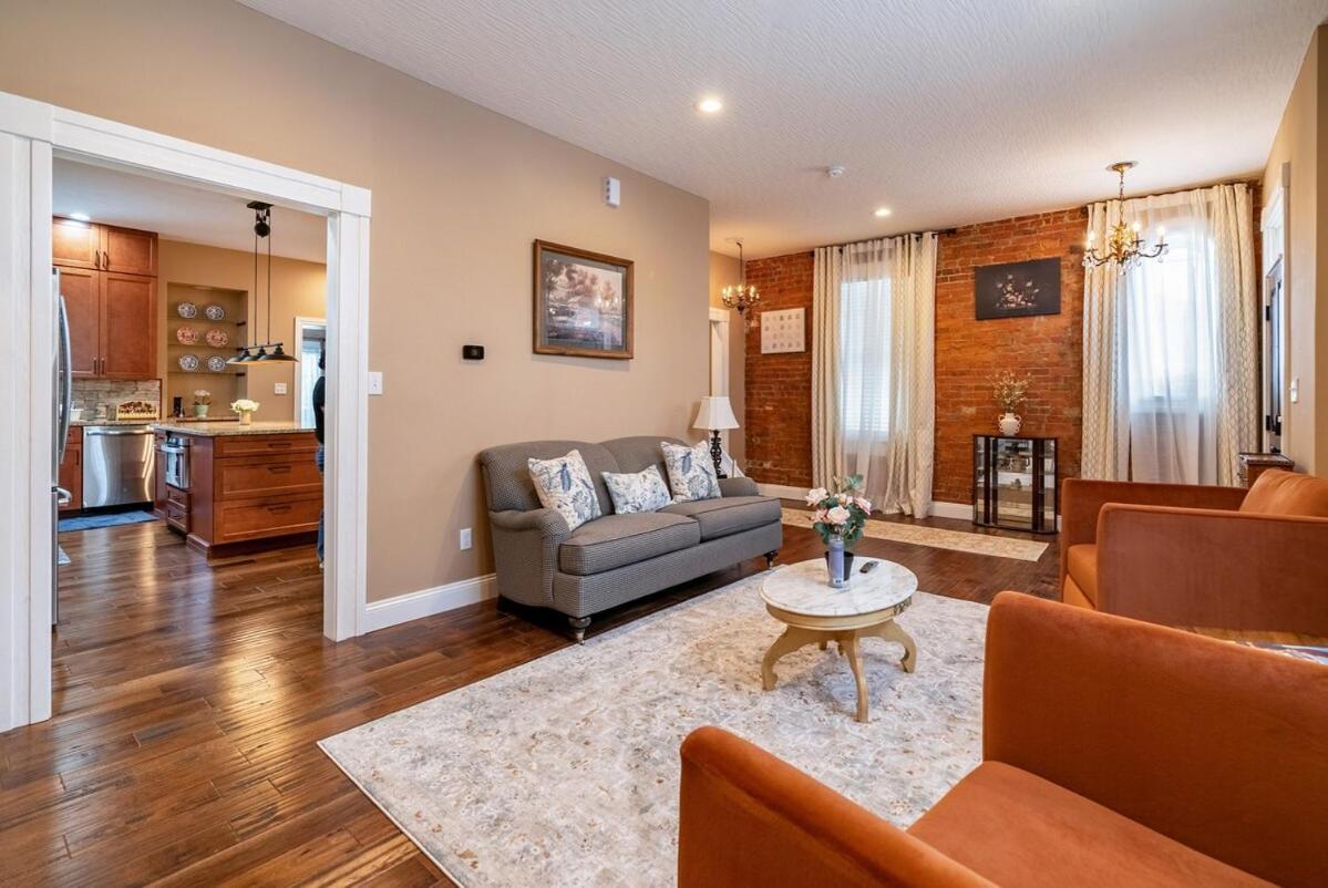 4 Bedroom Luxe In Brewery District Columbus