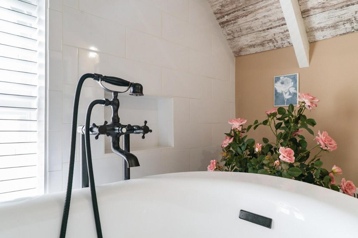 4 Bedroom Luxe In Brewery District